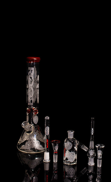 ROOR® Strain Strawberry Dream red edition 14" beaker with matching ashcatcher and accessories set