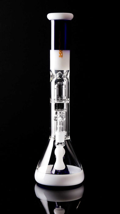 ROOR® Tech Fixed 18" Beaker 50x5mm Barrel Perc White & Blue with splash guard and ice-pinch on a black background.