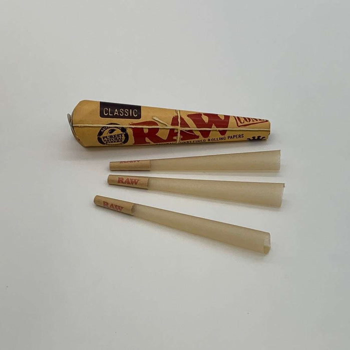 Raw Classic King Size Cones - 3 Pack, pre-rolled unbleached paper cones, three cones and packaging shown.