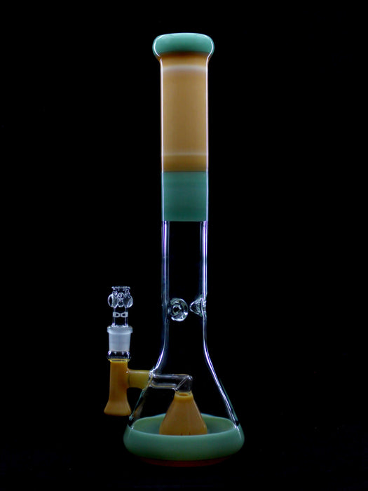 ROOR® Tech Fixed 18" Beaker with Tangie and Mint colors, showcasing German Duran Schott glass, ice-pinches, and a built-in debris catcher.
