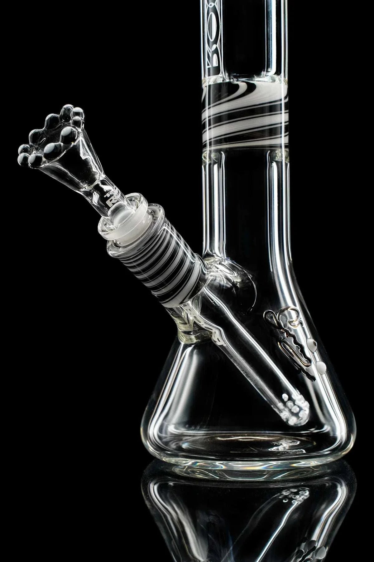 ROOR® Custom Worked 10-inch clear glass beaker with black and white decal and red downstem, detail view