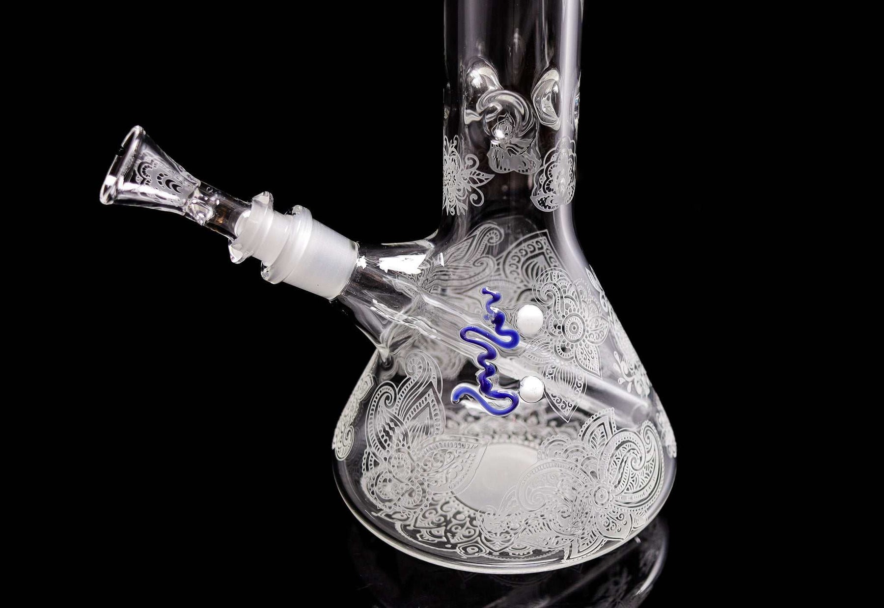 ROOR® Sandblasted 18" Beaker with Henna Design and Ice Pinches