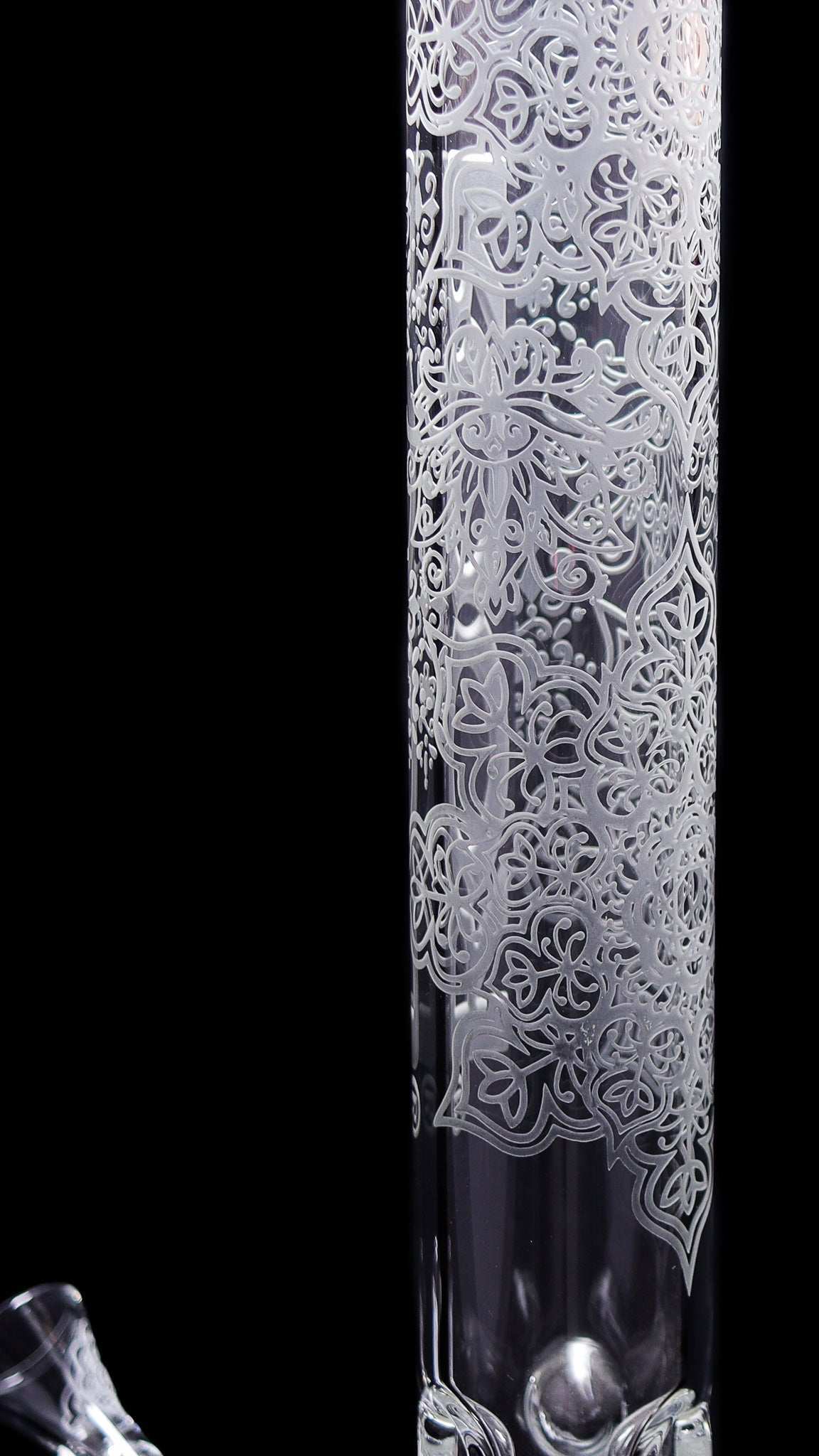 ROOR® Sandblasted 18" Beaker with Henna Design, 50x5mm glass detail.