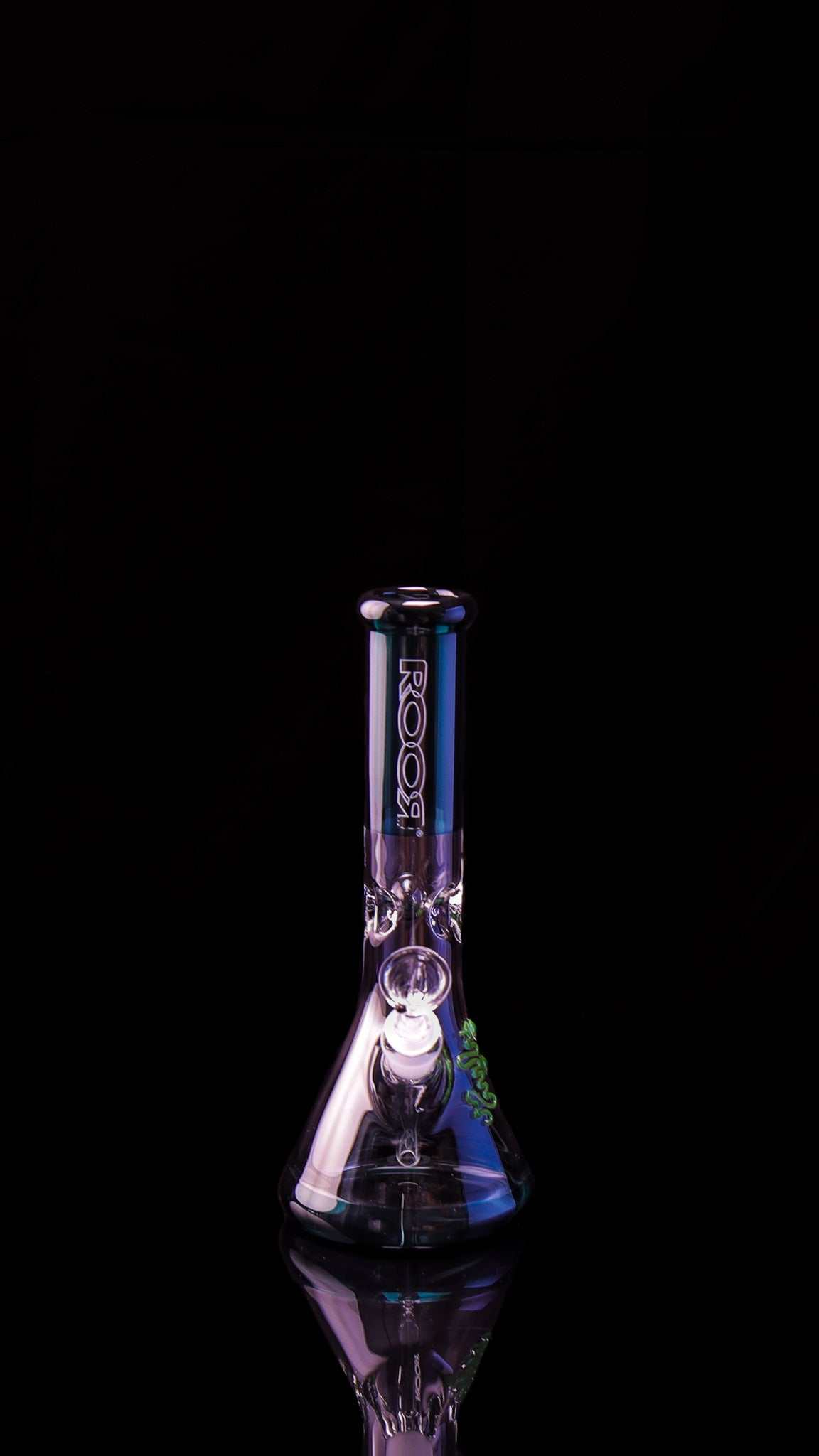 ROOR® Mini 10" Beaker 38x4mm Jade with ice pinches and unique signature design.