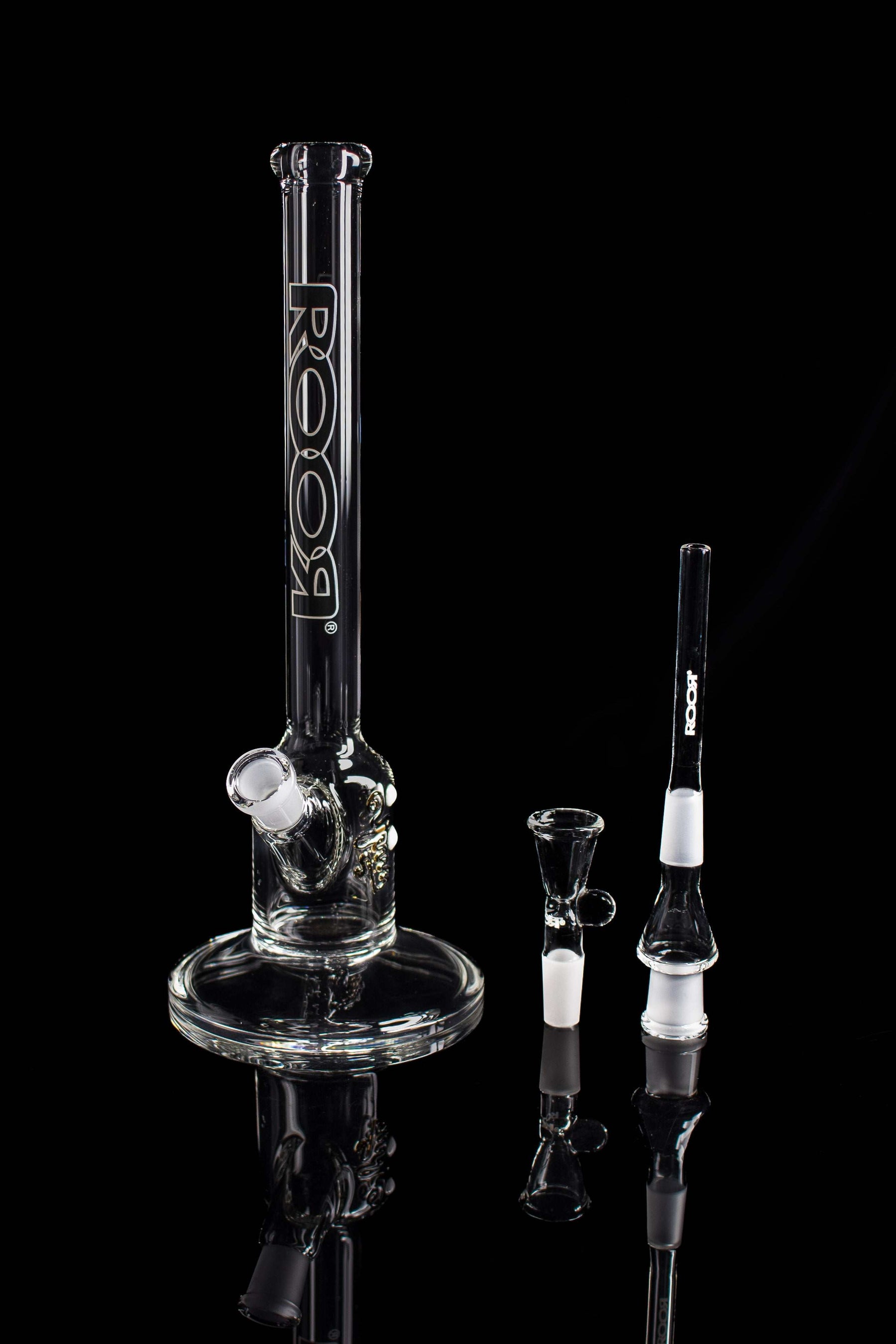 ROOR Classic 12" Snapper with black white outline label and accessories.