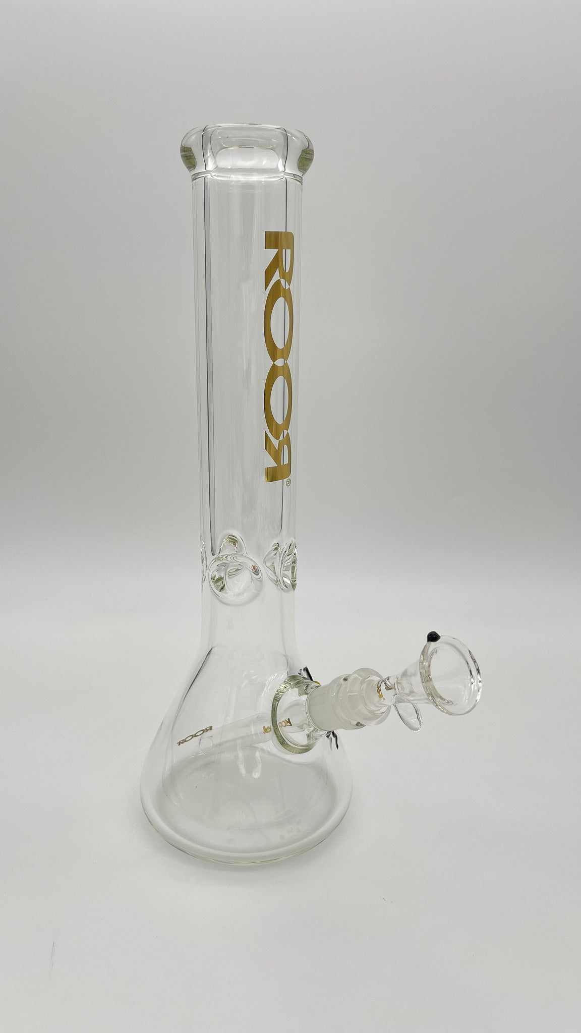 ROOR Classic 14-inch beaker bong with gold decal and matching accessories including downstem and funnel bowl