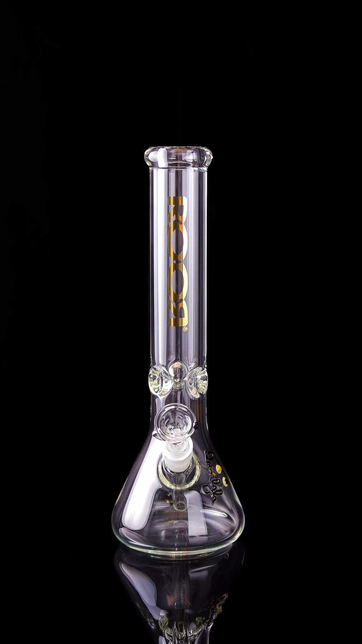 ROOR Classic 14-inch beaker bong with gold decal and matching accessories including downstem and bowl