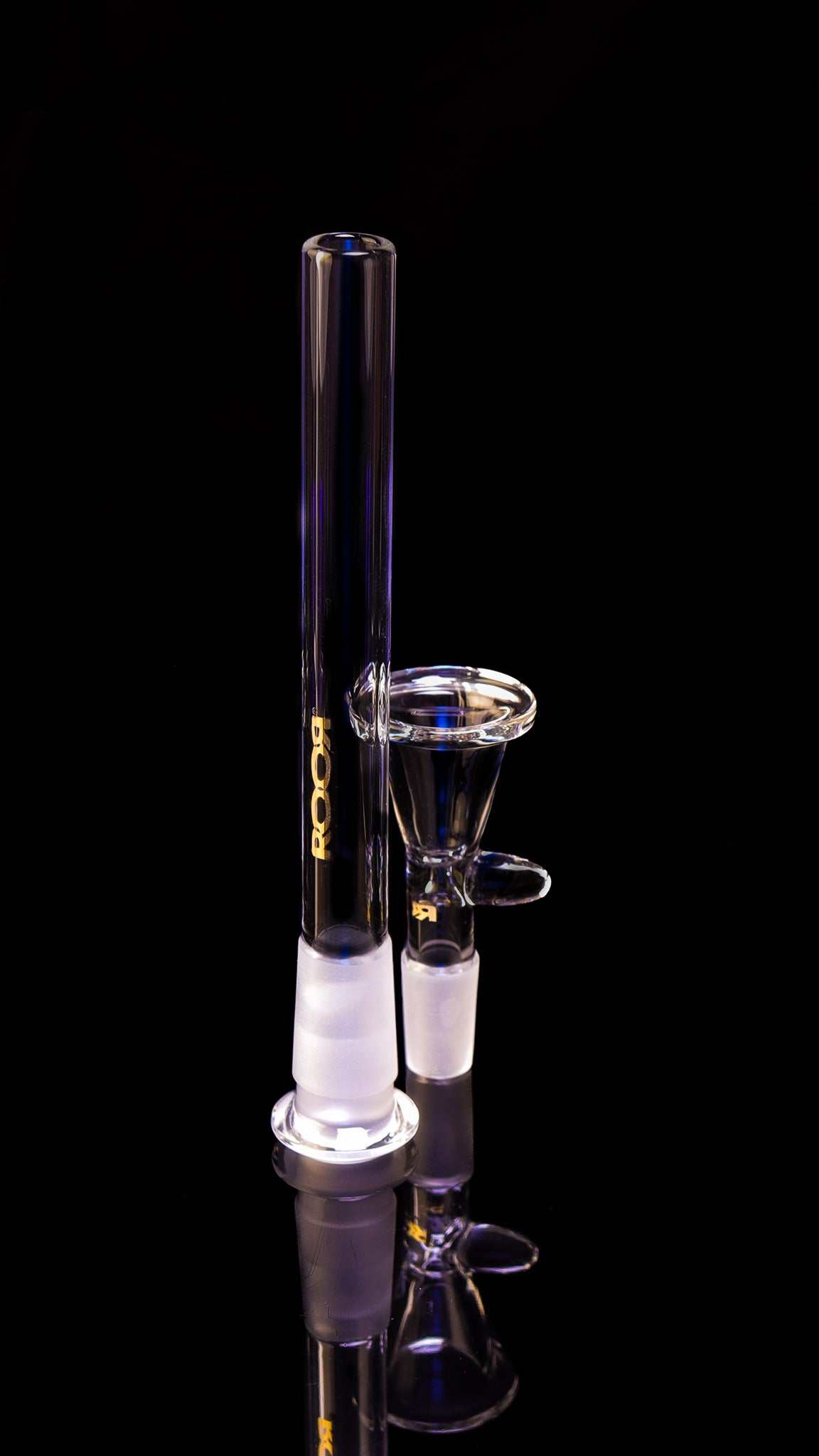 ROOR Classic 14-inch beaker bong with gold decal and matching accessories including downstem and funnel bowl