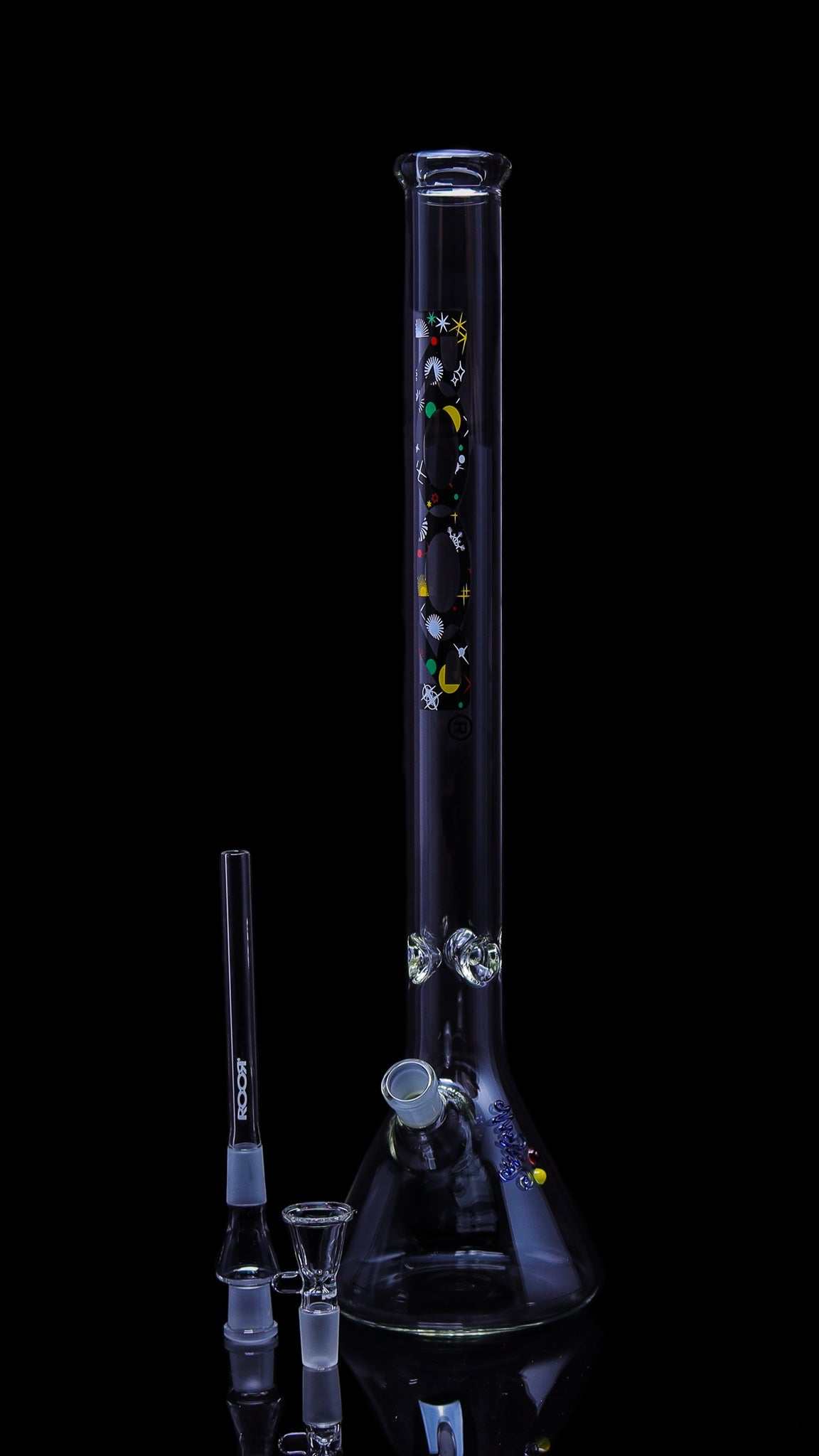 ROOR® Classic 22" Beaker 45x5mm Galaxy with glass downstem and funnel bowl, black background.