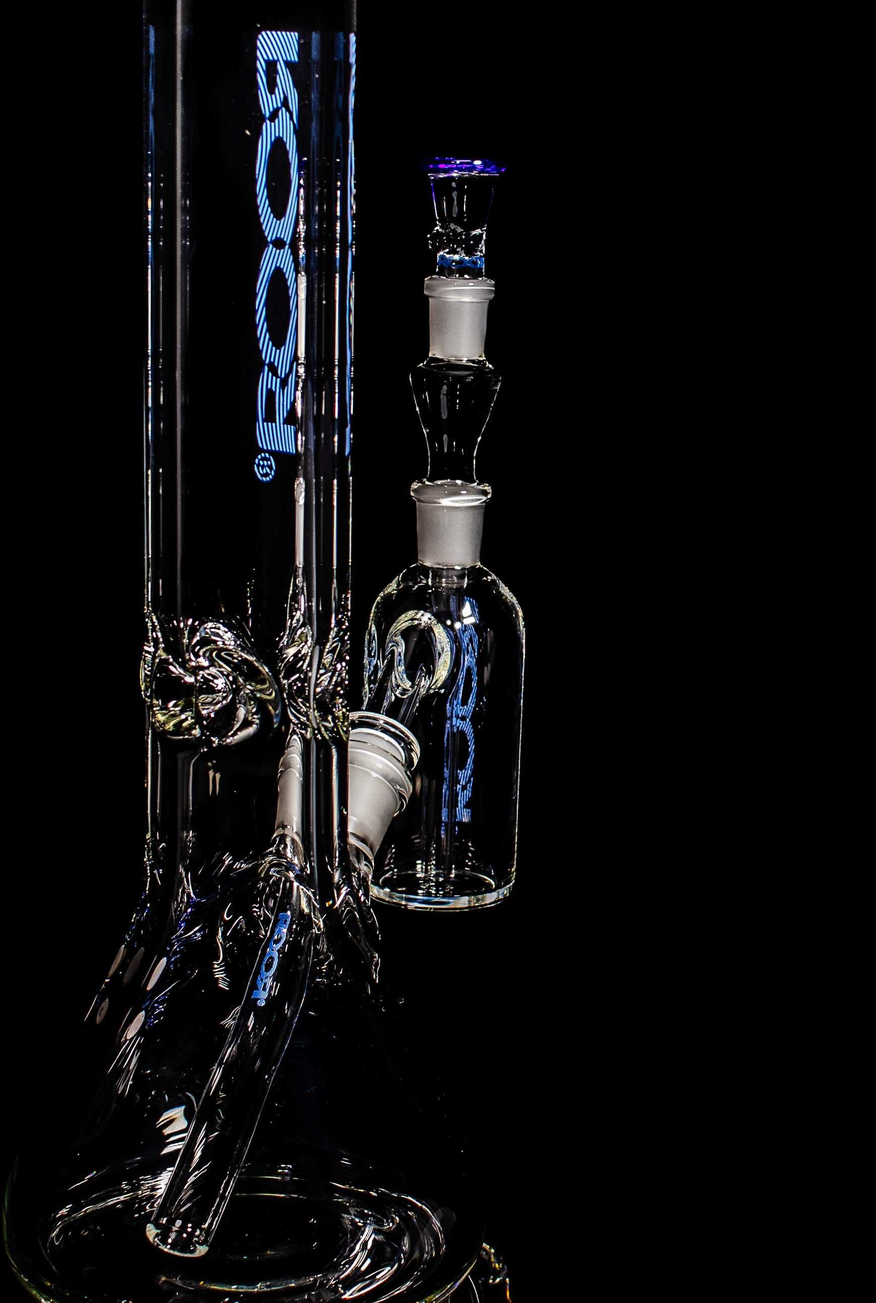 ROOR® Classic Ash Catcher 14.5mm BLUE Edition with 45° arm and blue accents.