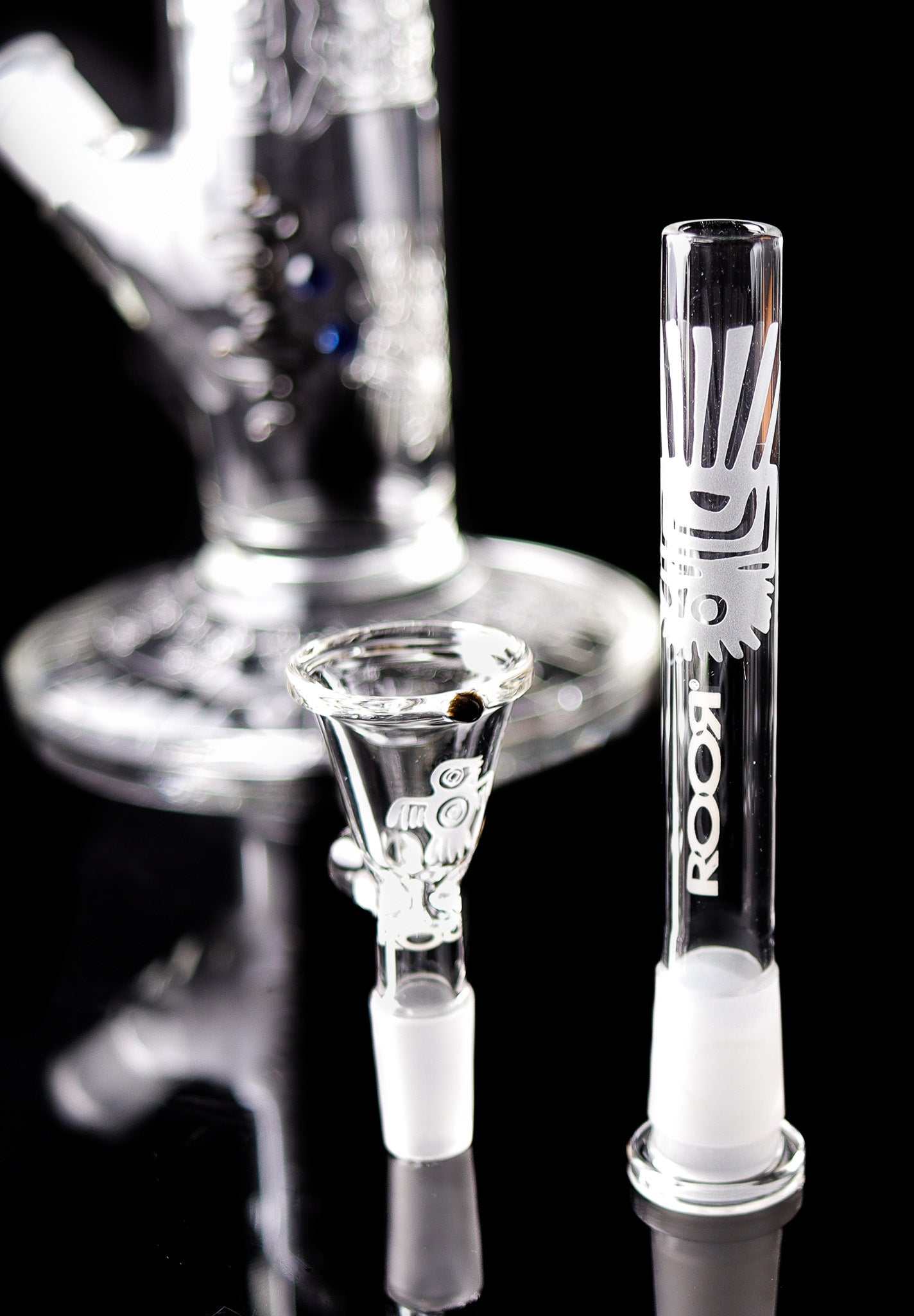 ROOR® 14-inch straight glass water pipe with sandblasted Aztec design