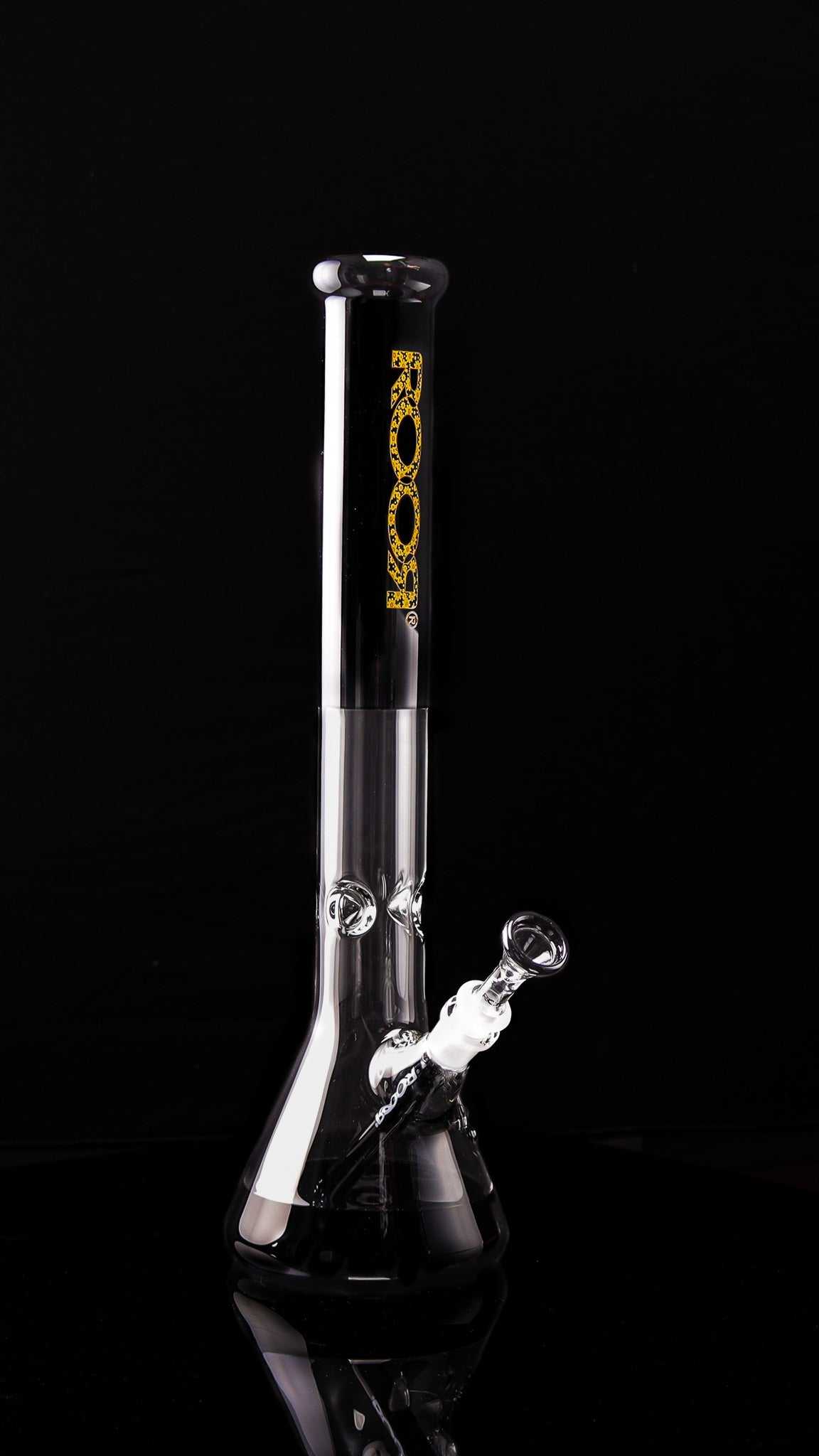 ROOR® Classic 18" Color Beaker 50x5mm Black glass bong with ice pinches and signature design.