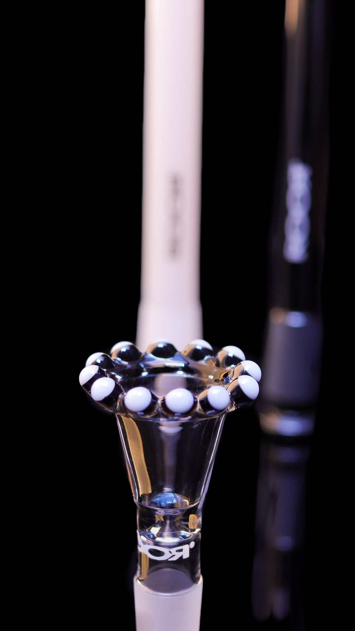 ROOR custom white and black crown 14.5mm funnel bowl with full color downstem set