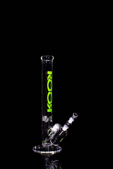 ROOR 18-inch straight base glass bong with green logo and matching ashcatcher on black background
