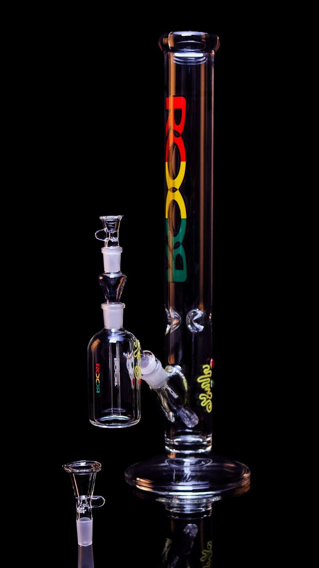 ROOR 18-inch straight glass bong with RASTA label and matching ashcatcher set