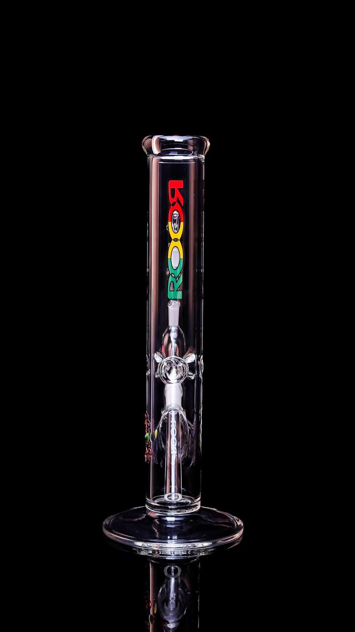 Exclusive ROOR 14” Straight Base with RASTA Label and Matching Ashcatcher.