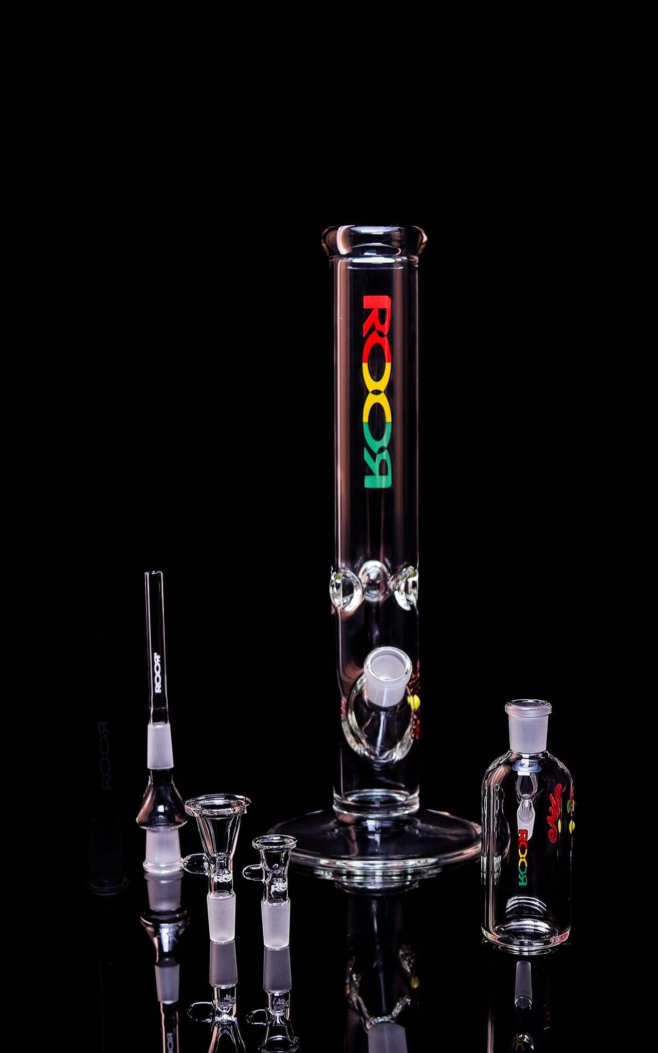 Exclusive ROOR 14” straight base set with Rasta label and matching ashcatcher.