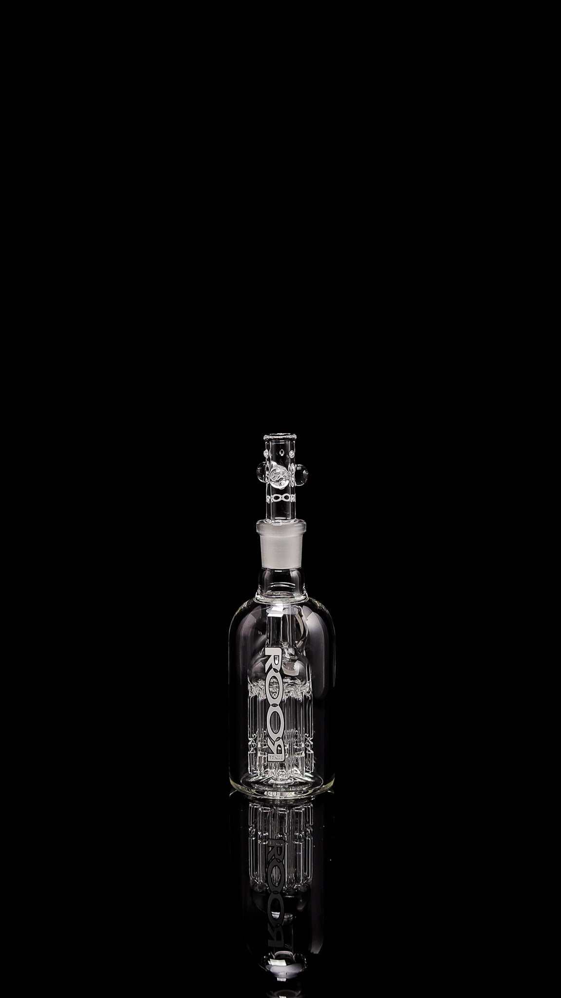 ROOR® Tech® Ash Catcher 18.8mm with 45° arm style displayed on a black background.