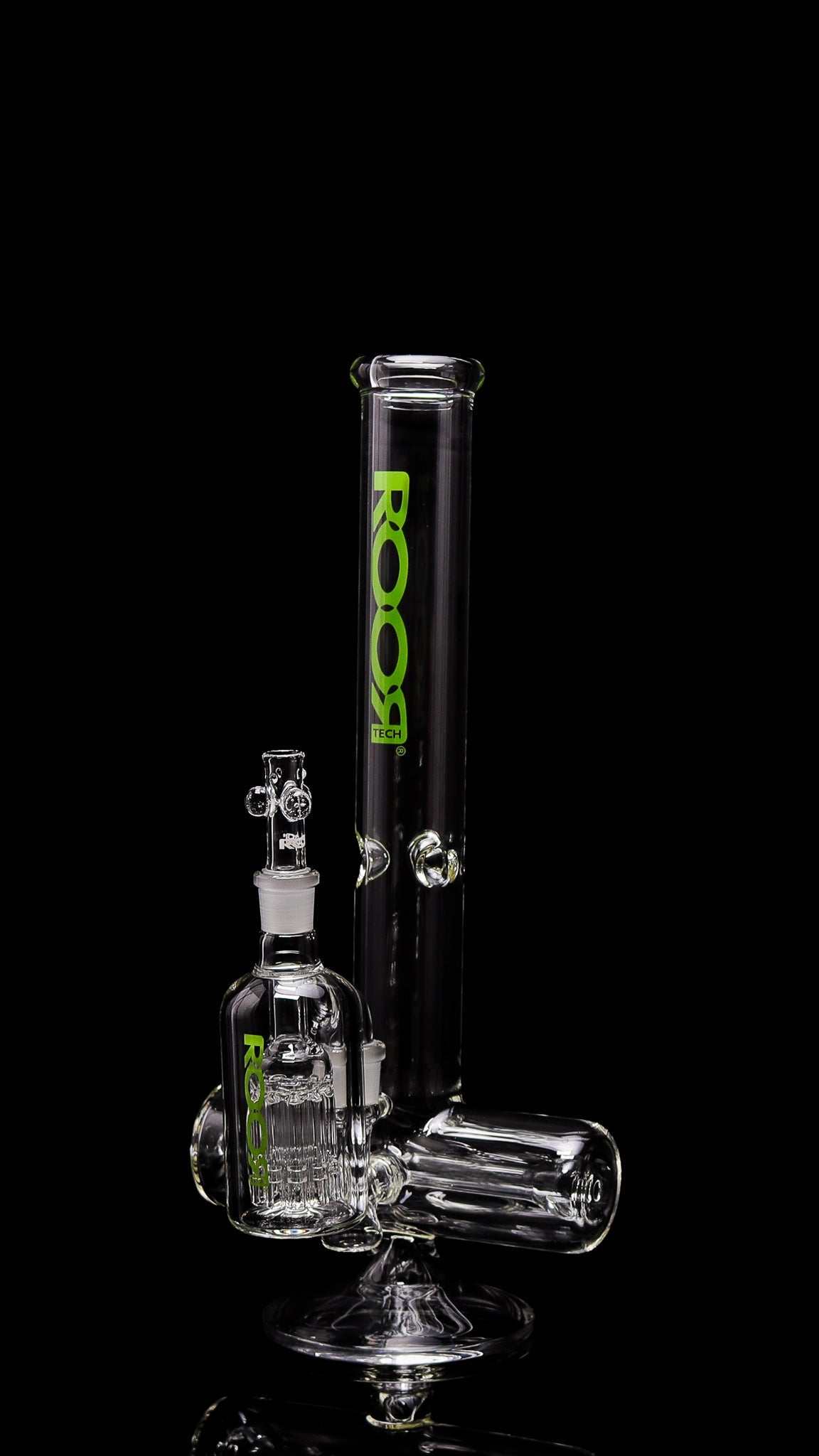 ROORTech® Inline 18" green glass water pipe with matching 10-arm ashcatcher collector set on black background