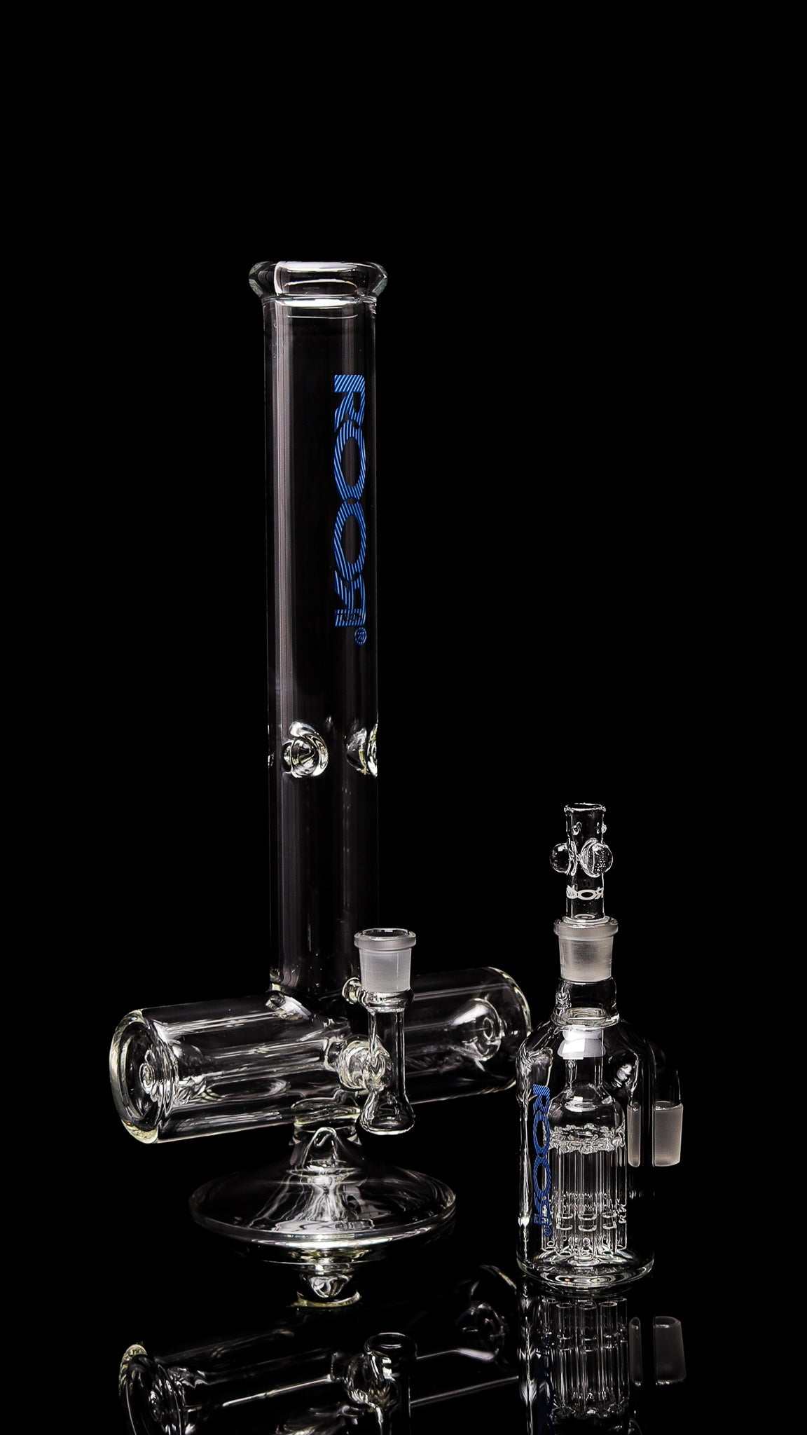 Collectors Set ROORTech Inline 18 inch 50x5mm glass water pipe with matching 10-arm ashcatcher and blue decal on black background
