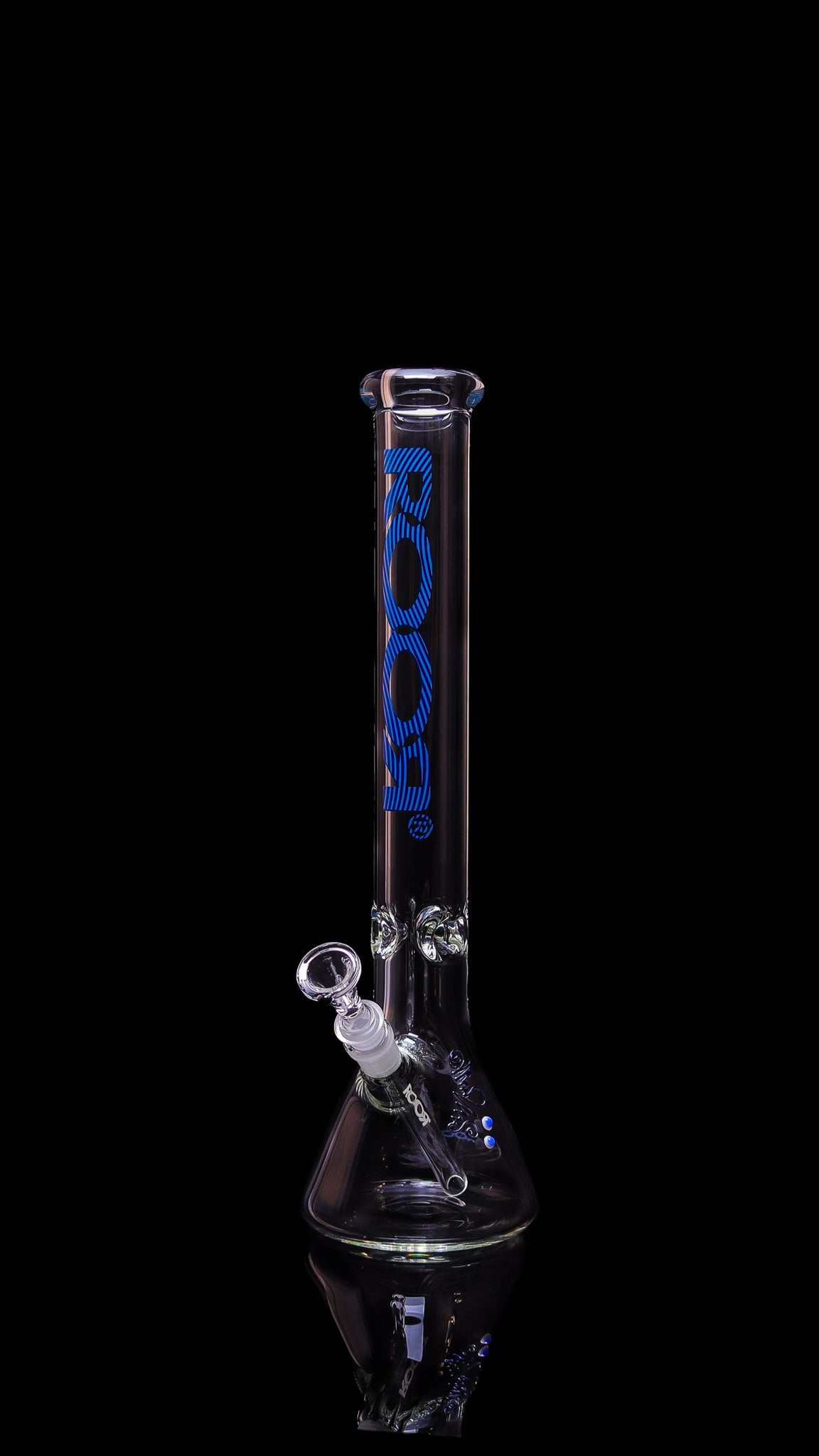 Exclusive ROOR 18-inch beaker base bong with Too Blue label and matching ashcatcher, made from thick German glass for smooth, cool hits.