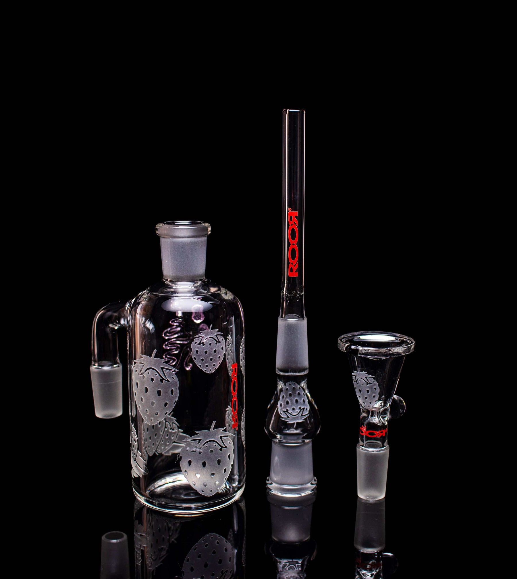 ROOR® Custom Strawberry Dream ash-catcher with 14.5mm joint and 90° angle arm, sandblasted glass design