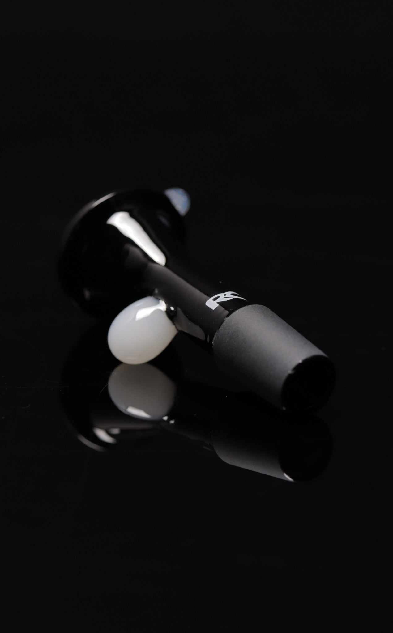 ROOR® 14mm full color black funnel bowl with round handle on a dark background.