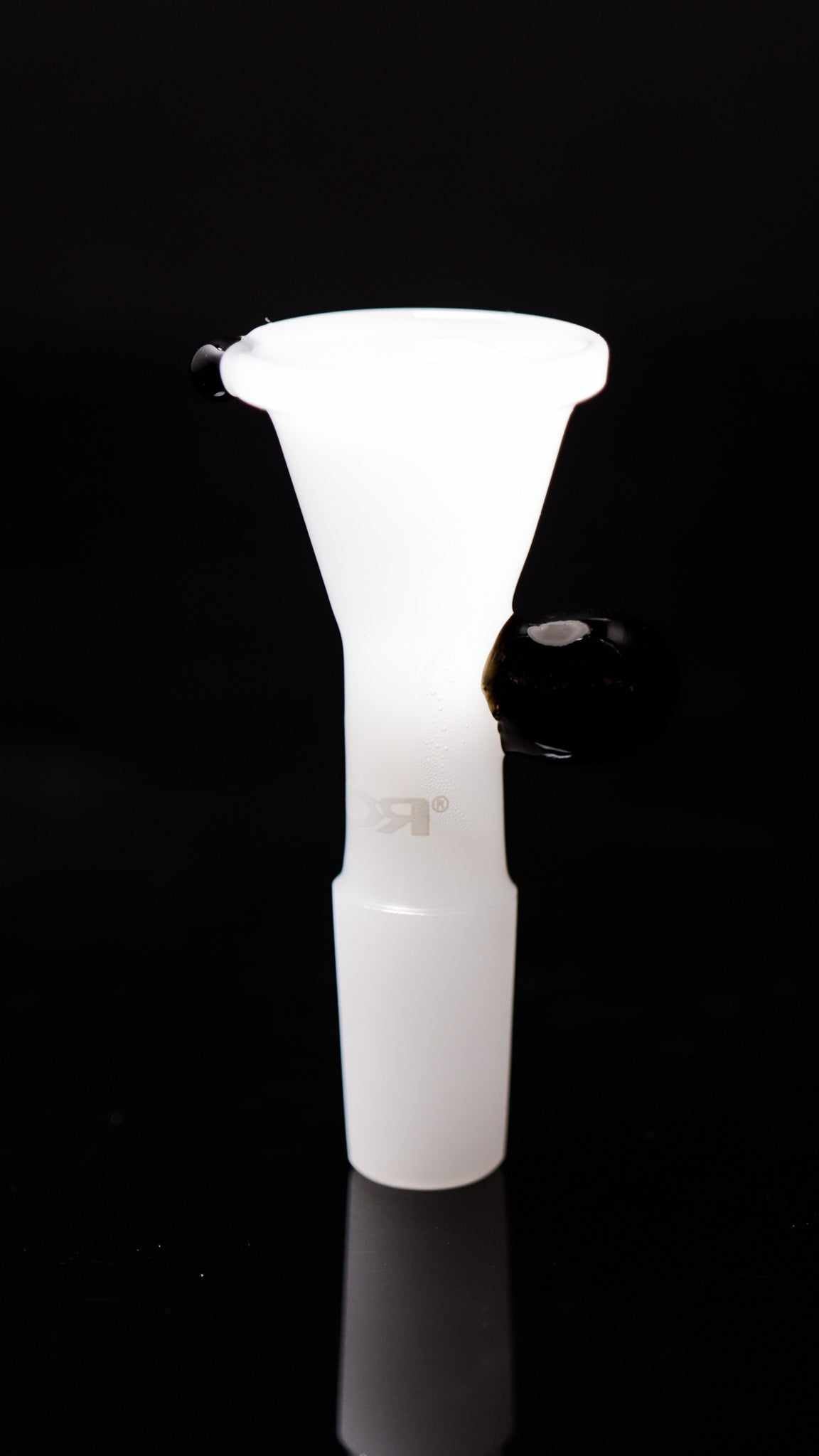 ROOR® 14mm full color white funnel bowl with round handle.