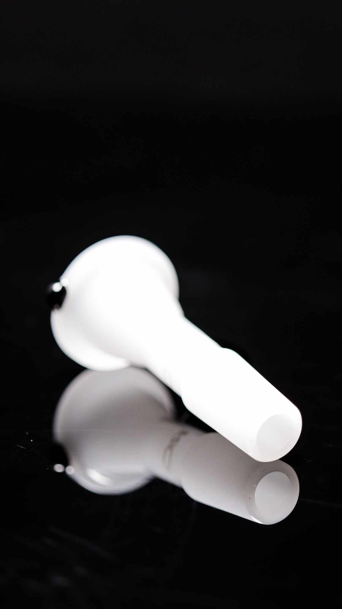 ROOR® 14mm full color white funnel bowl with round handle style, black color element, medium size profile.