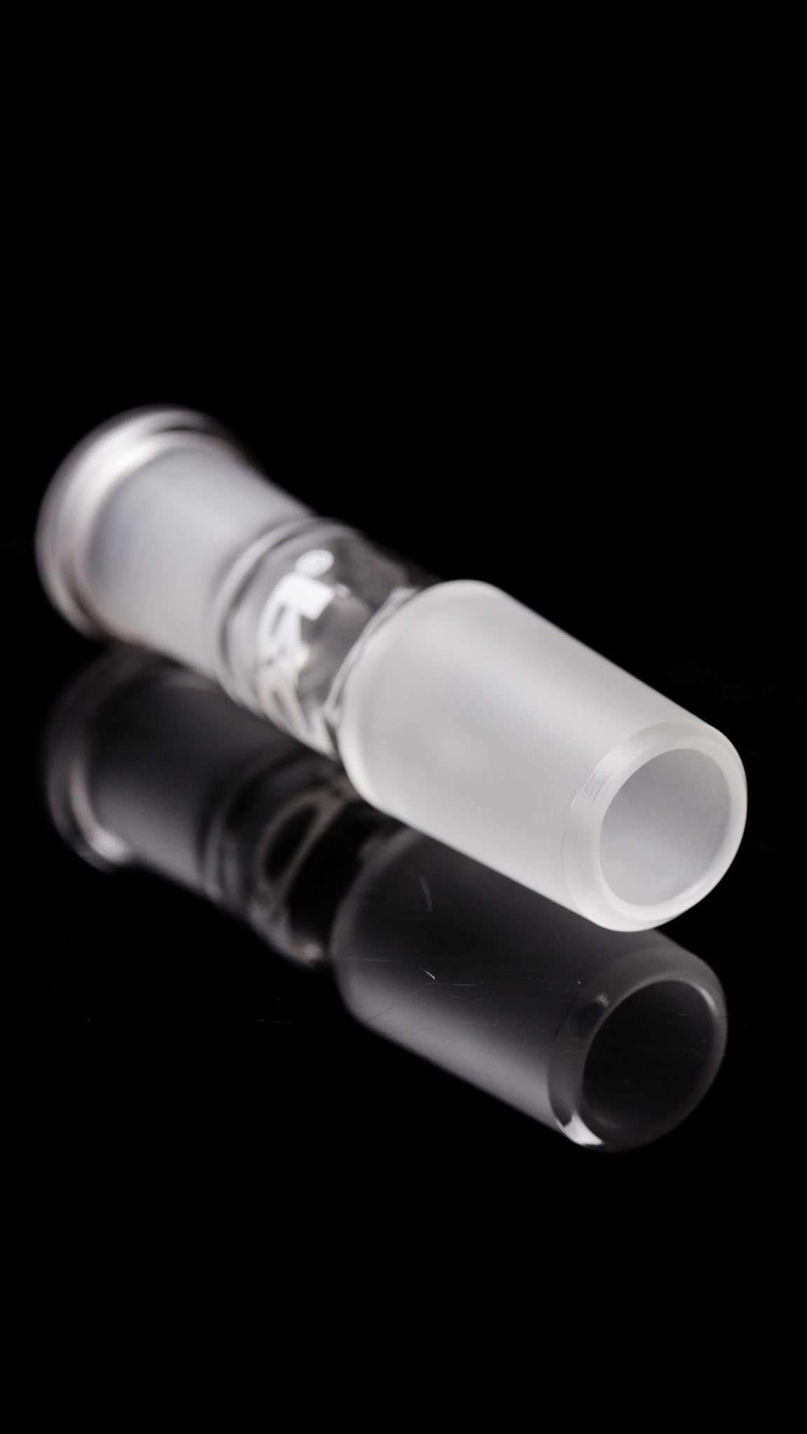 ROOR Reducing Adapter 18.8mm to 14.5mm borosilicate glass straight adapter for water pipes.