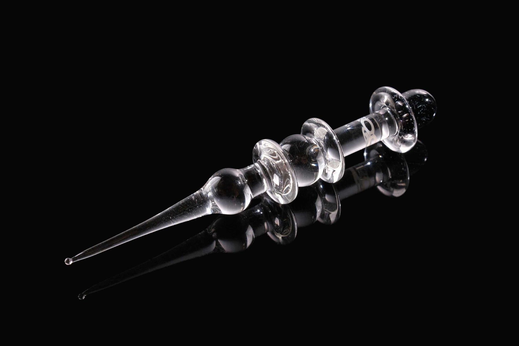 ROOR Glass Poker Dichro with ridged design for grip, crafted from durable laboratory-grade glass.