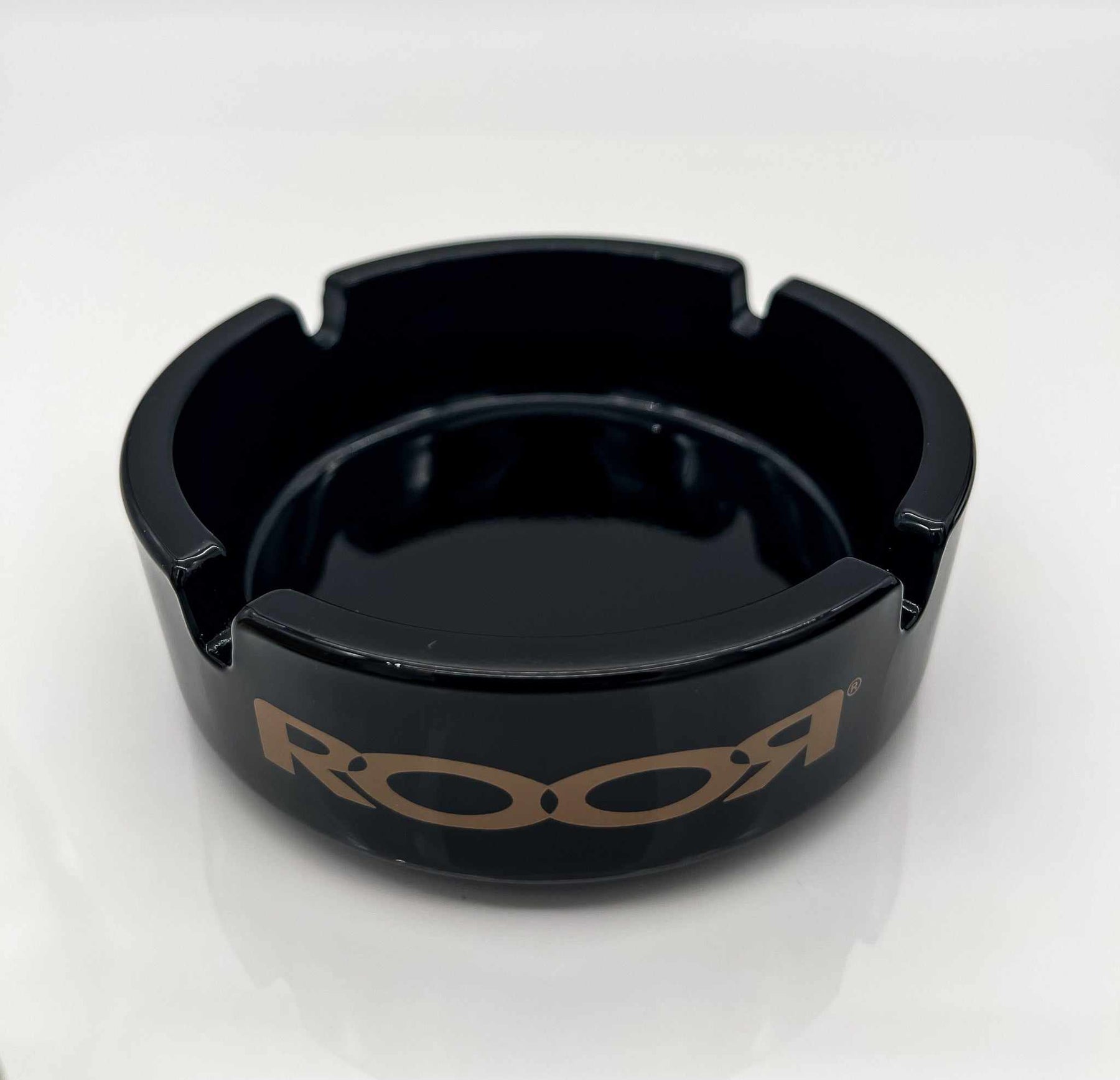 ROOR Collector Glass Ashtray LIMITED Black Edition with gold decal, perfect for smoker's collection.