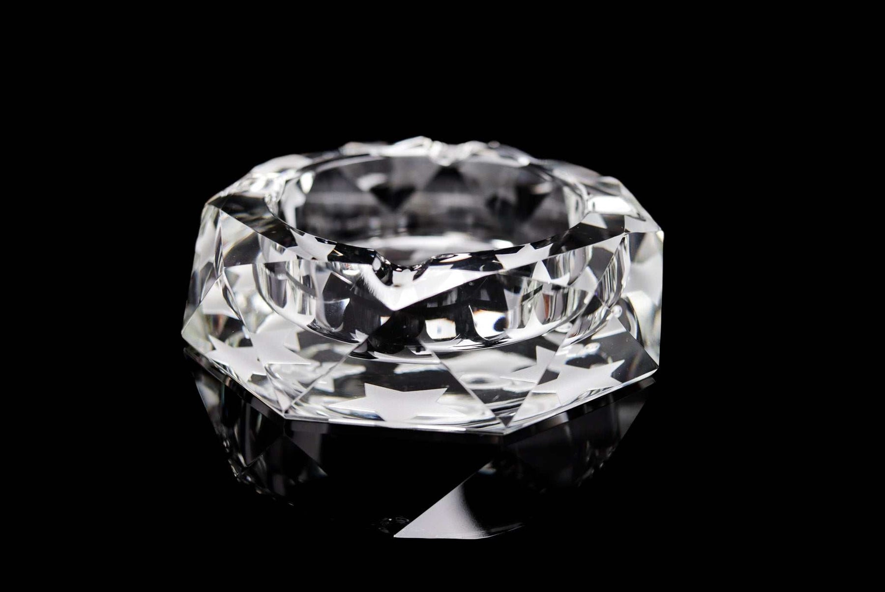 ROOR Glass Crystal Cut Ashtray Strains Presidential OG clear hand-cut crystal ashtray with faceted design on black background