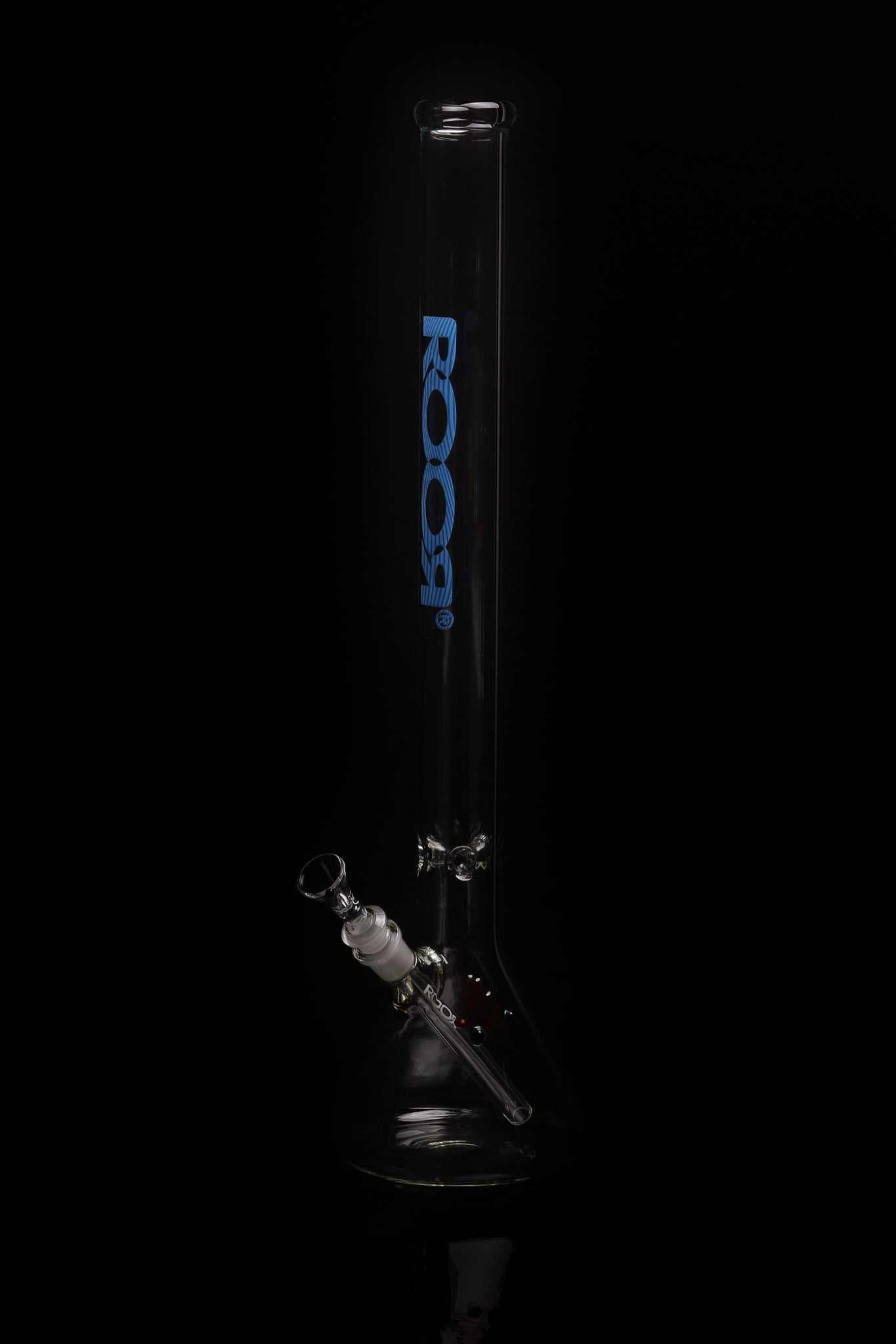 ROOR Classic 22-inch beaker glass bong with blue logo on black background