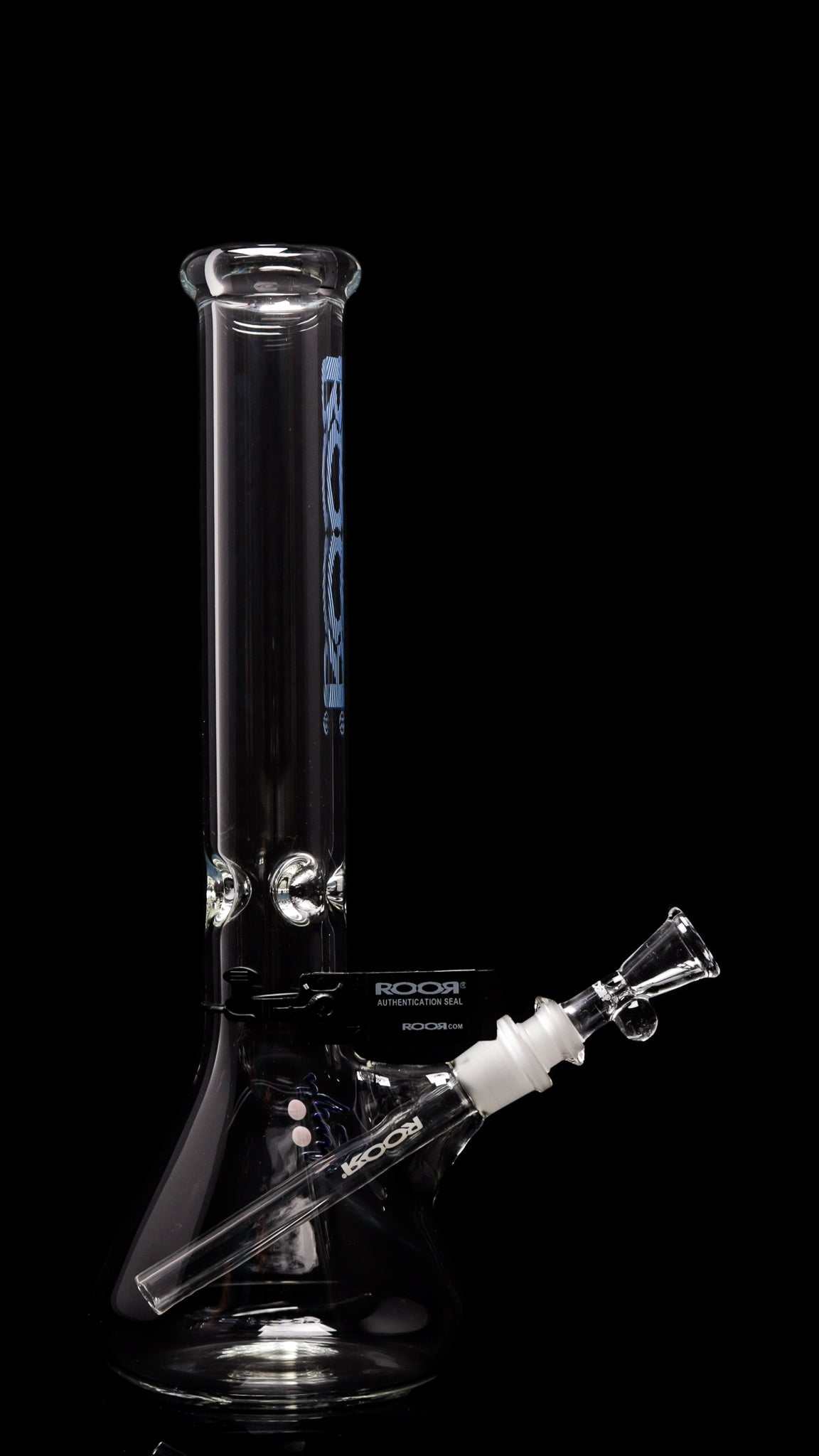 ROOR® Classic 14" Beaker with Too Blue decal, made from 45x5mm German Schott glass, featuring ice pinches and hand-cut downstem for enhanced smoke diffusion.