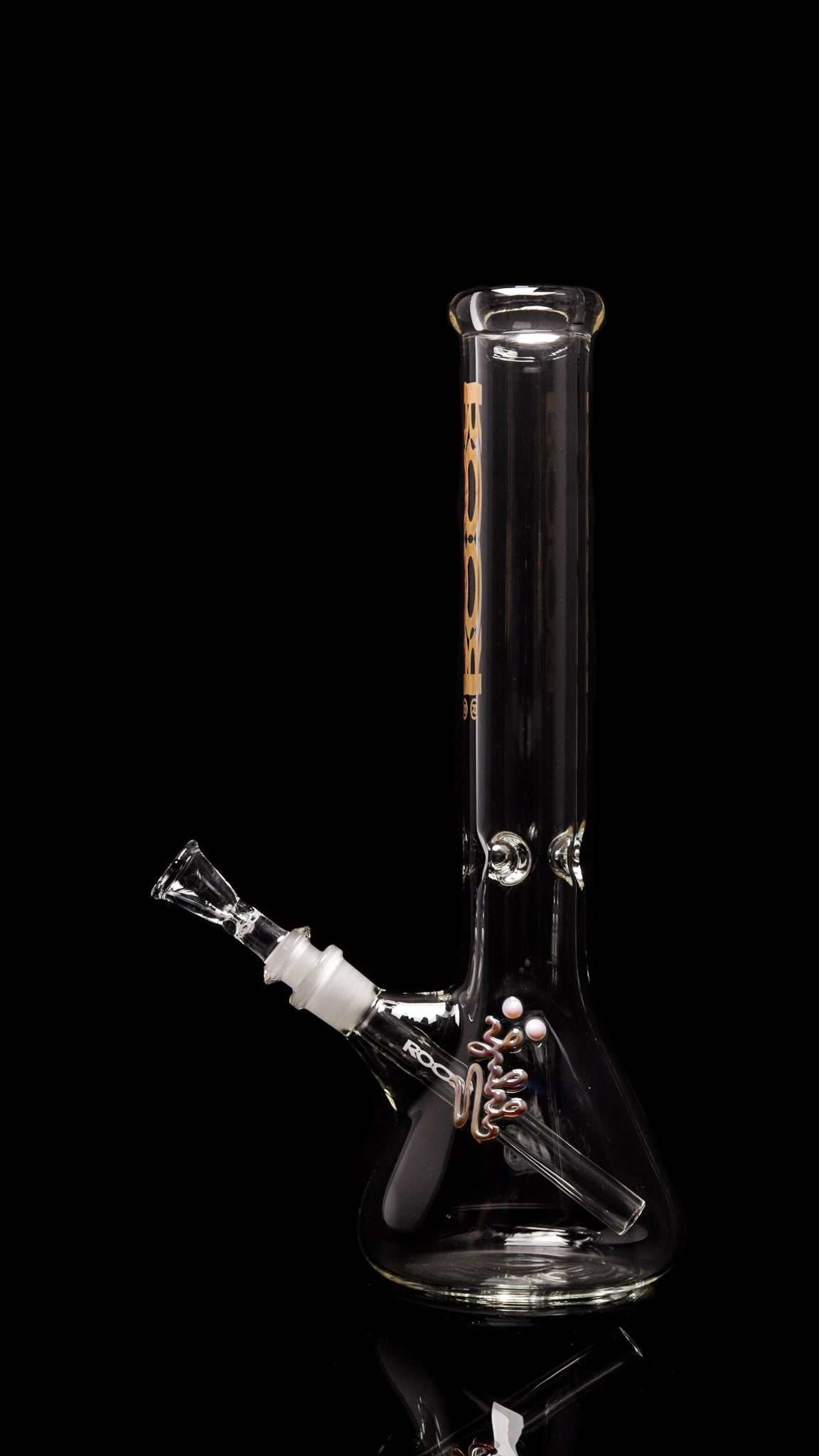 ROOR® Classic 14" Beaker with Woodgrain design, made from 45x5mm German Schott glass, featuring ice pinches and unique signature.
