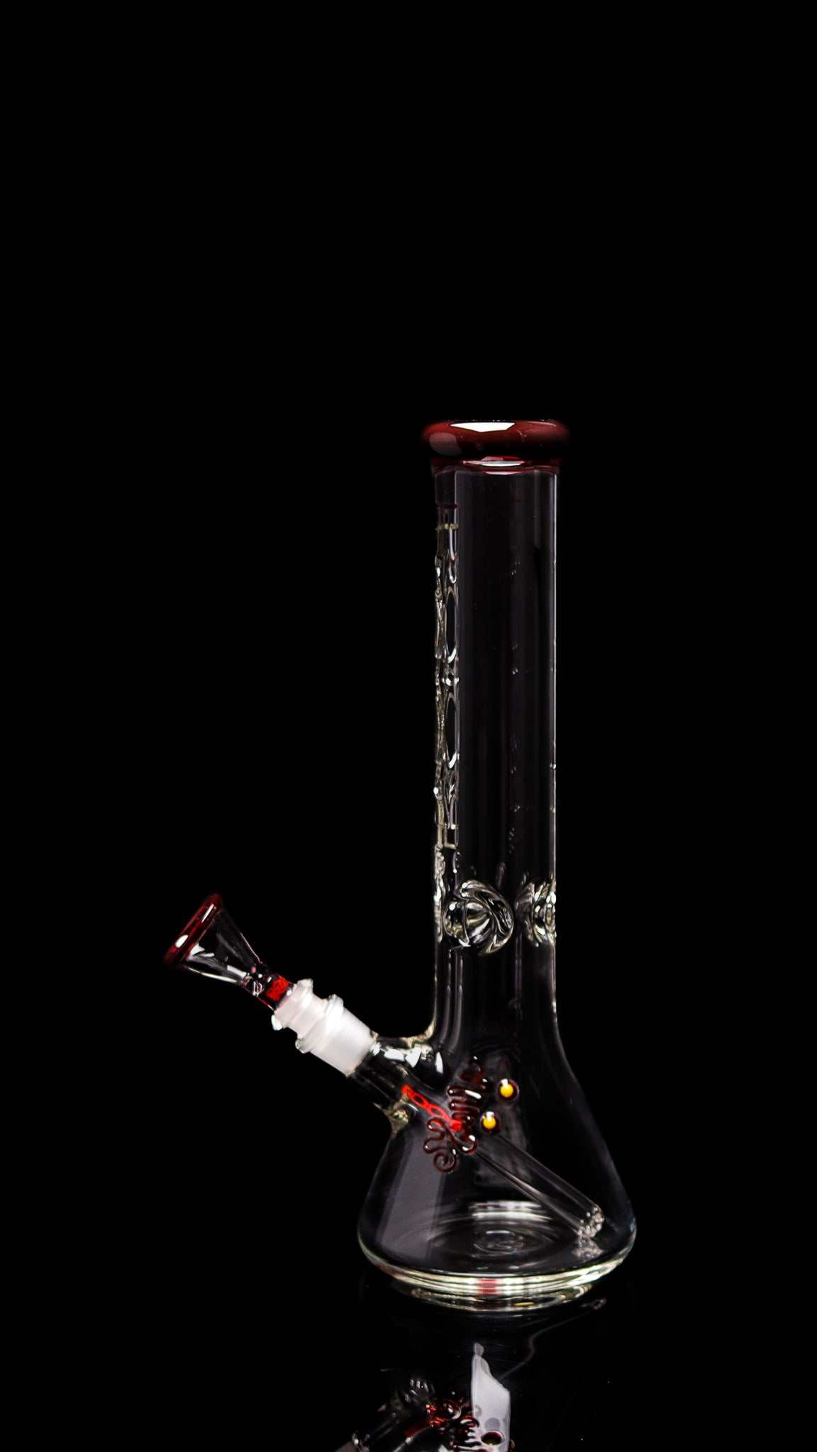 ROOR Classic 14 inch beaker bong with red mouthpiece and bowl on black background
