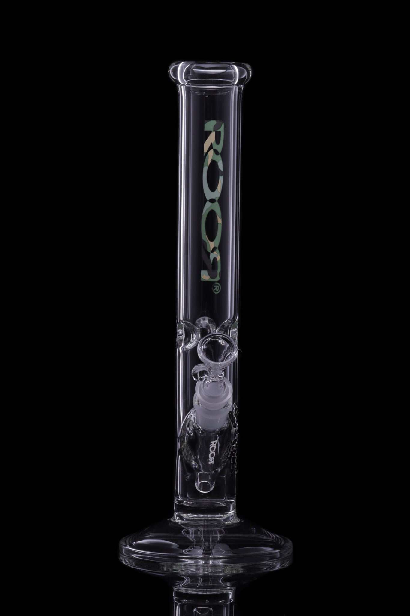 ROOR Classic 14" Straight 45x5mm glass bong with camo decal on black background