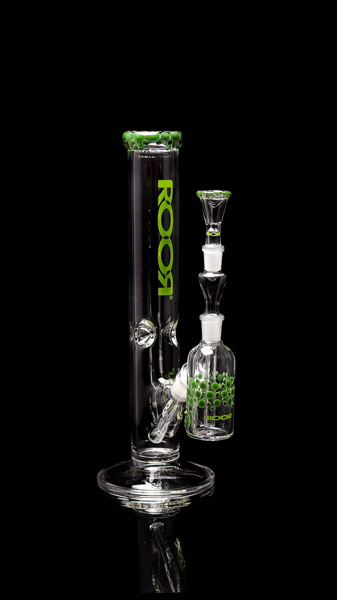 ROOR Classic 14" Straight glass bong with green pearl dot mouthpiece and matching bowl on black background