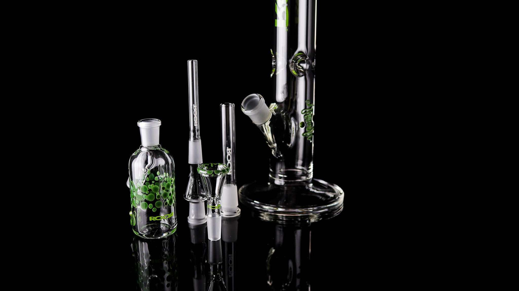 ROOR® Classic 14" Straight glass tube with green pearl dot accents on black background