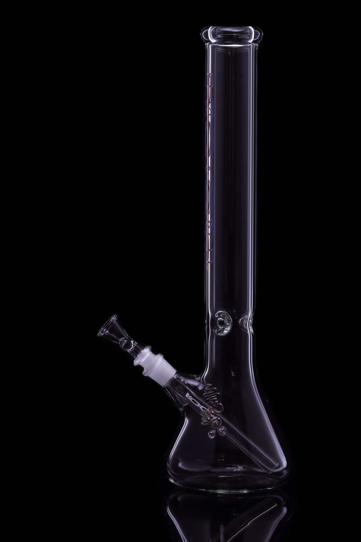 ROOR Classic 18-inch beaker bong with red and blue outline on clear 50x5mm German Schott glass against black background