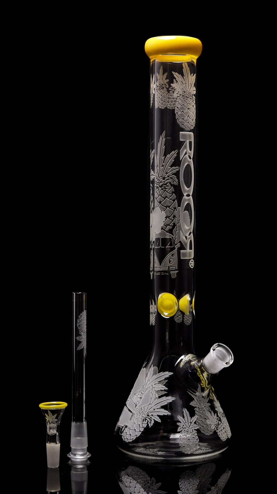 ROOR® Custom Pineapple Express 18" beaker bong with sandblasted pineapple design and yellow accents, 50x5mm size