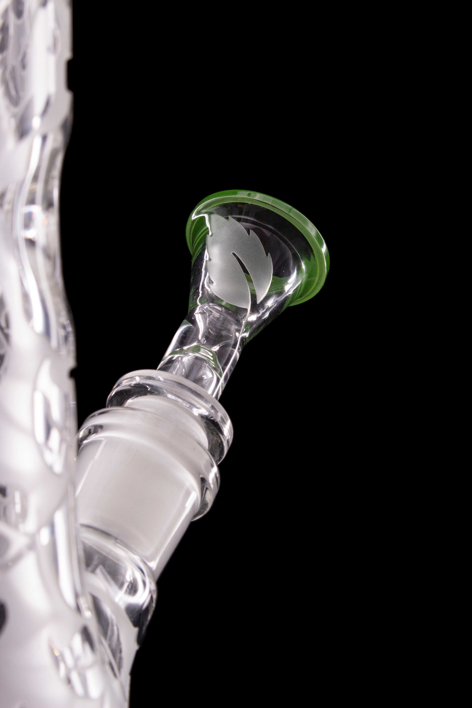 GREEN GODDESS 18" Beaker 50x5mm with sandblasted downstem and colored mouthpiece.