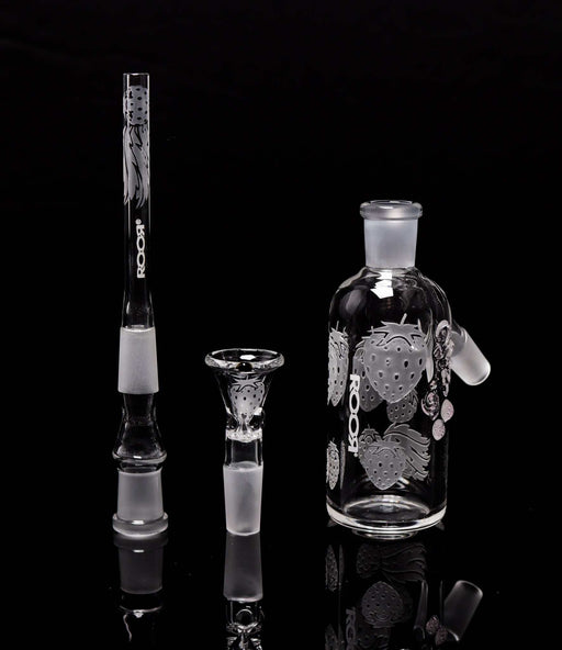 ROOR® Custom Strawberry Dream Ash-Catcher with sandblasted design and 14.5mm joint on black background.