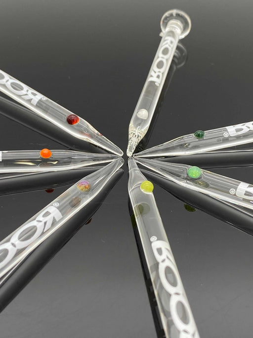 Set of ROOR Glass Poker Disk-End with color dots made of durable laboratory-grade glass with white ROOR logo decal on each piece