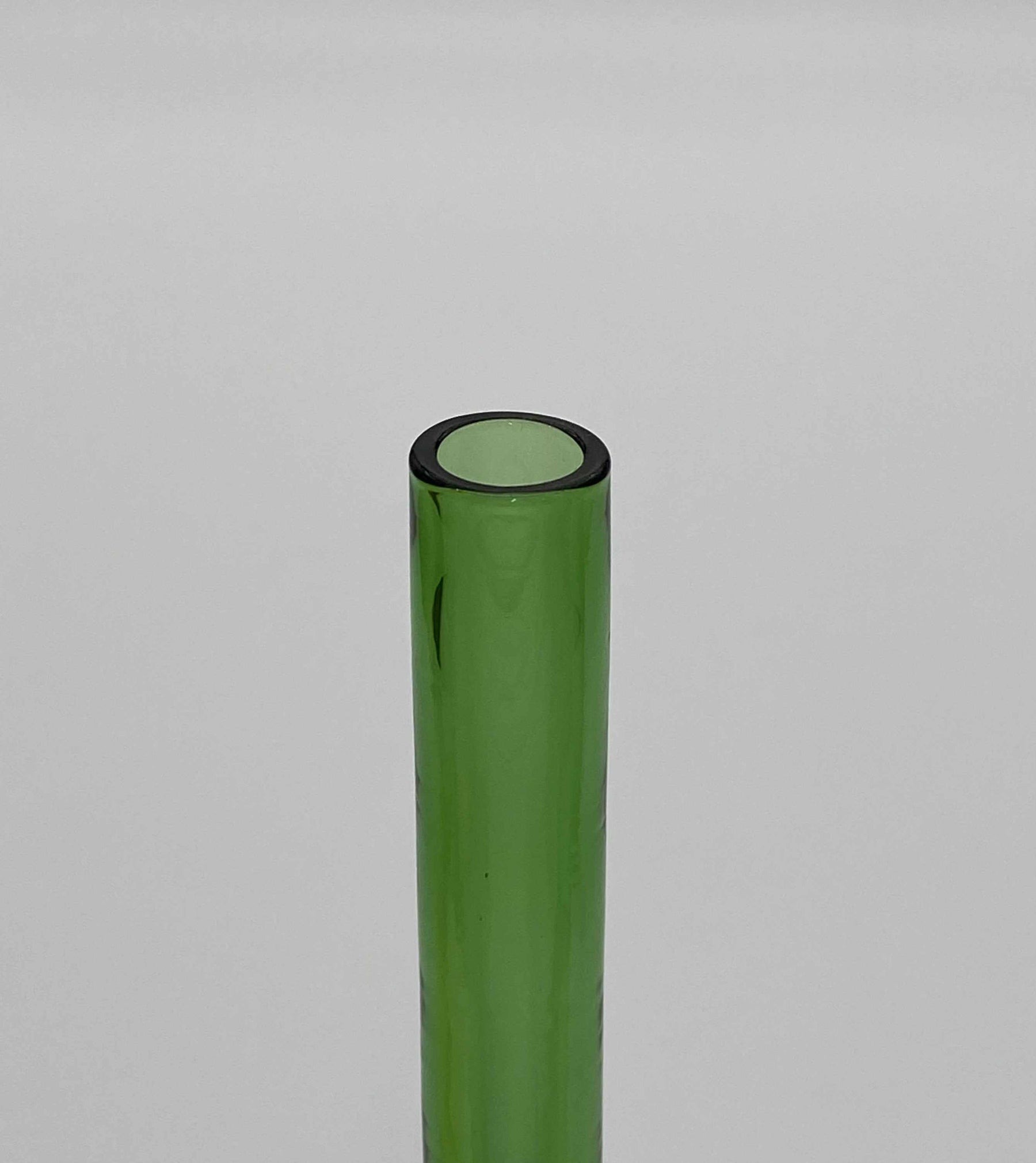 ROOR® Classic Style Open-Ended Green Glass Downstem 5½ inches