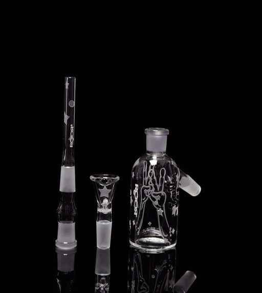 ROOR® Custom Alien OG Ash-Catcher with sandblasted design, 14.5mm joint, and glass accessories including downstem and bowl.