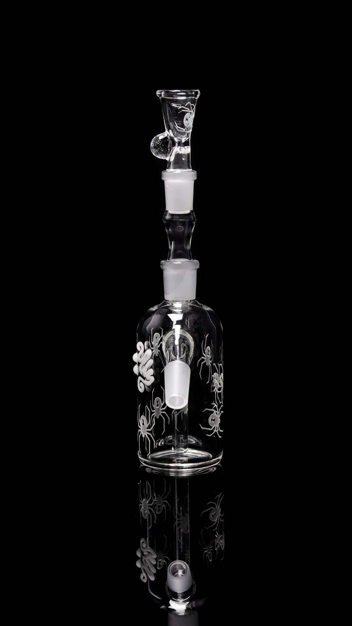 ROOR® Custom White Widow Ash-Catcher with sandblasted design and 14.5mm joint.