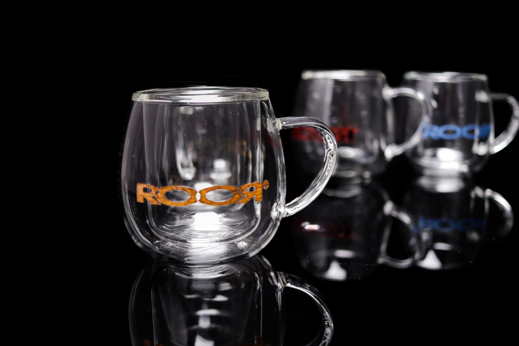 ROOR® Glass Mugs Double Layer with insulating borosilicate glass, sleek design.